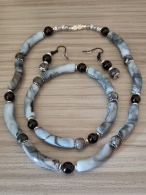 Black Onyx Noodle Jewellery Set