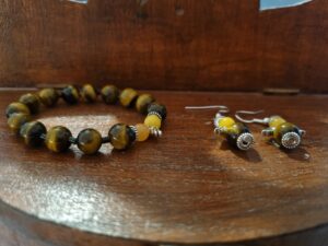 Tigers eye crystal 