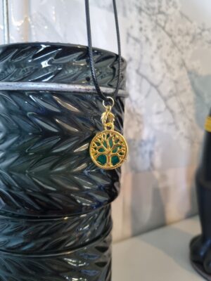 Indian Agate crystal pendant necklace